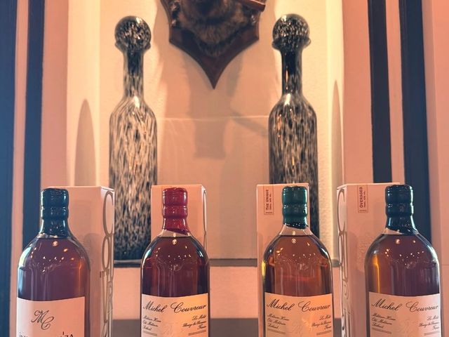 Taverne Le Gaulois Collection Wisky Michel Couvreur